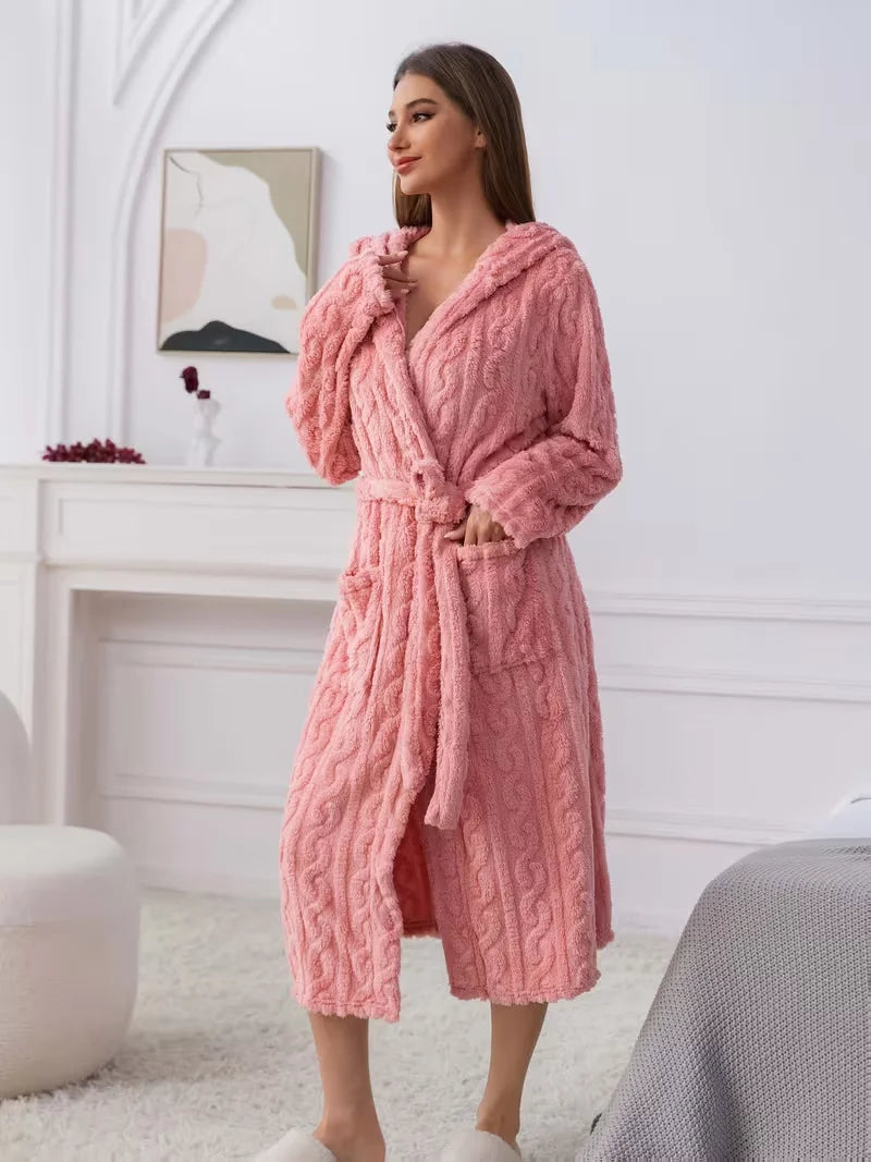 Pink Flannel Female Long Robe Lounge Wear Thicken Coral Fleece Hooded Bathrobe Gown Autumn Winter Loose Sleepwear Home Dress