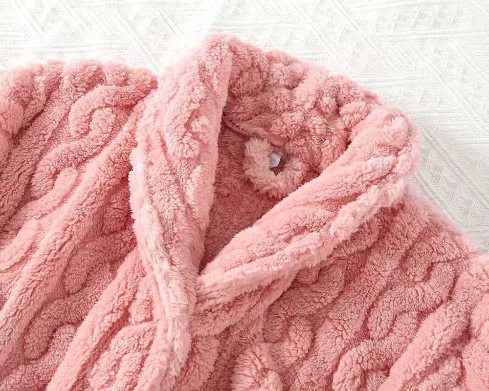 Pink Flannel Female Long Robe Lounge Wear Thicken Coral Fleece Hooded Bathrobe Gown Autumn Winter Loose Sleepwear Home Dress