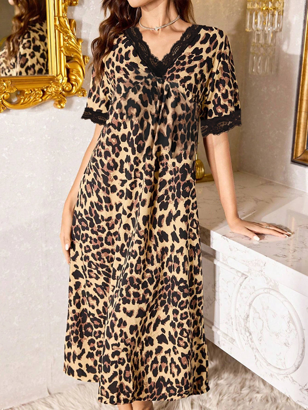 Women's Spring and Summer All-Season Nightgown, Loose, Lazy, Fashionable Leopard Print Lace V-Neck Short-Sleeved Nightgown and R