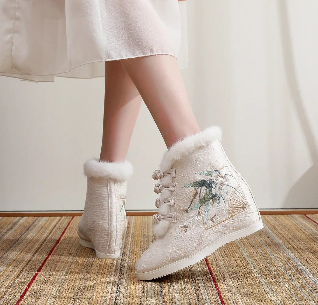 Casual Botas Mujer Embroidered Ethnic Hanfu Shoes Women Botines Ankle Boots Winter Warm Faux Fur Fairy Shoe Woman Zapatos Ladies