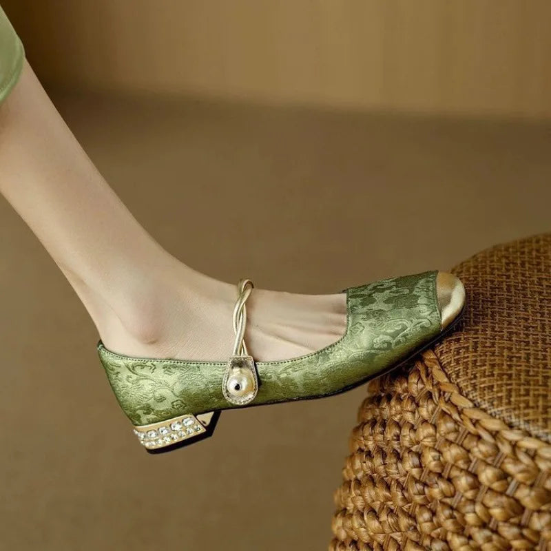 2026 Hot Sale Women's Versatile French Style Shallow Mouth Single Shoes Casual Lightweight Mary Jane Shoes