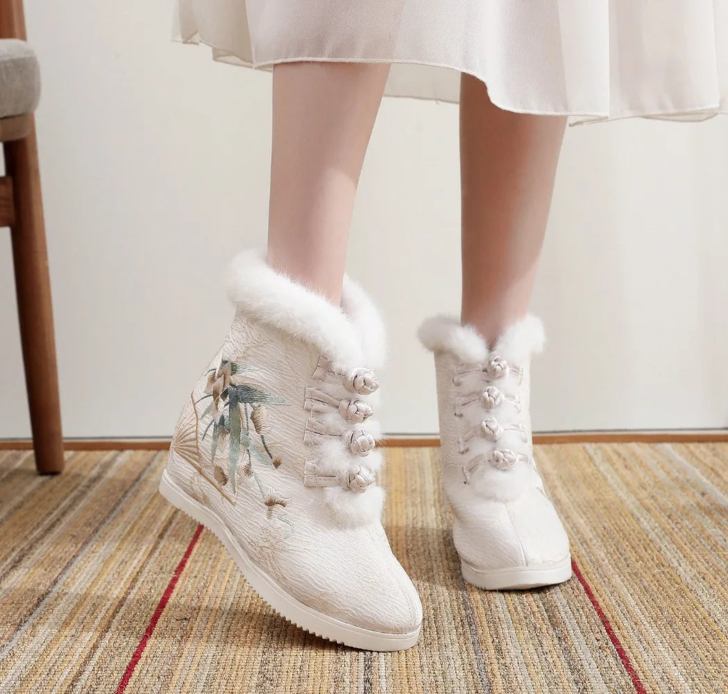 Casual Botas Mujer Embroidered Ethnic Hanfu Shoes Women Botines Ankle Boots Winter Warm Faux Fur Fairy Shoe Woman Zapatos Ladies