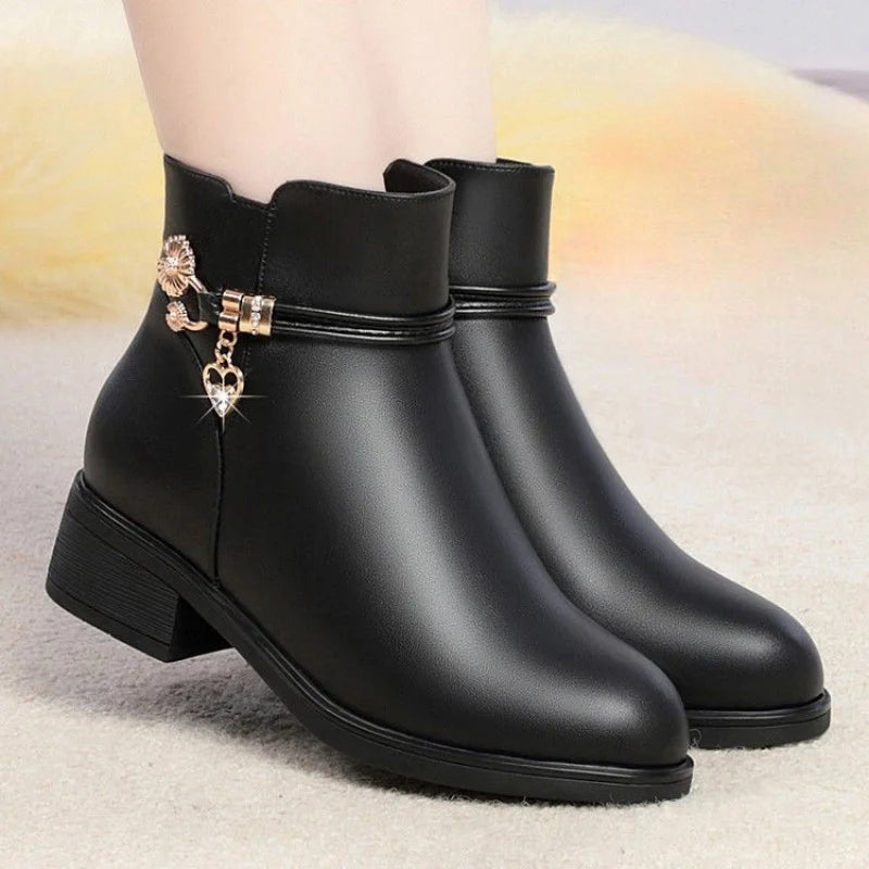 2025 Winter Soft Leather Furry Short Boots for Women - Chunky Heel Warm Cotton Shoes, Flat Black Leather Mom Shoes