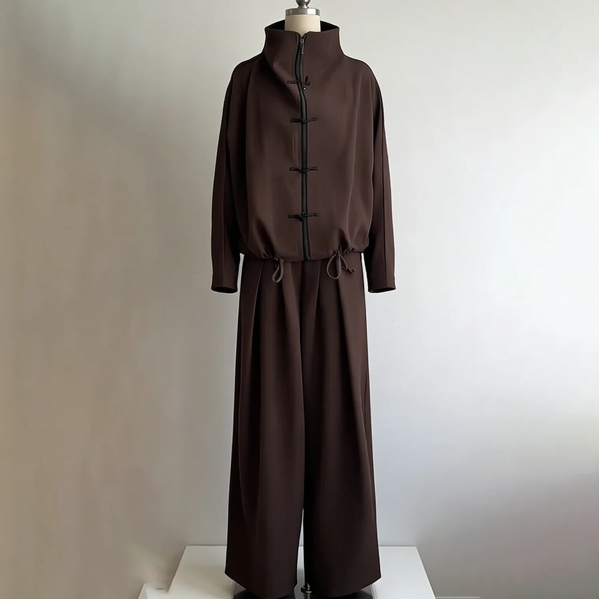 LIMO 2026 Woman Elegant Chinese Knot Two-Piece Set: High-Neck Zip Top & Wide-Leg Pants, Loose Fit for Commuting & Casual Outings