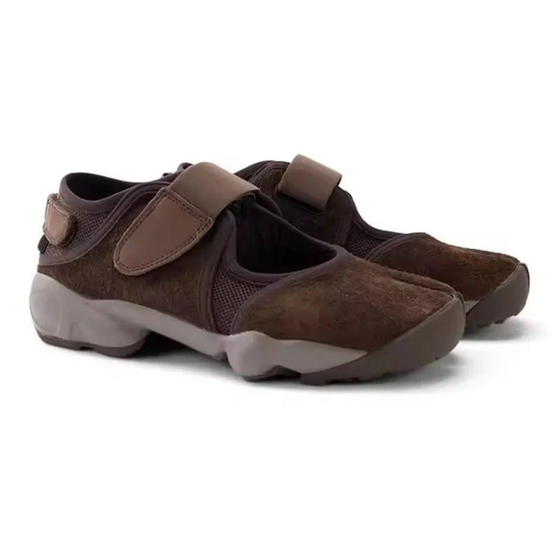 2026 Tabi Shoes for Woman's Pointed Toe Thick Bottom Mixed Colors Hook Loop Sneakers Autumn Ladies Comfortable Soft Casual Shoes