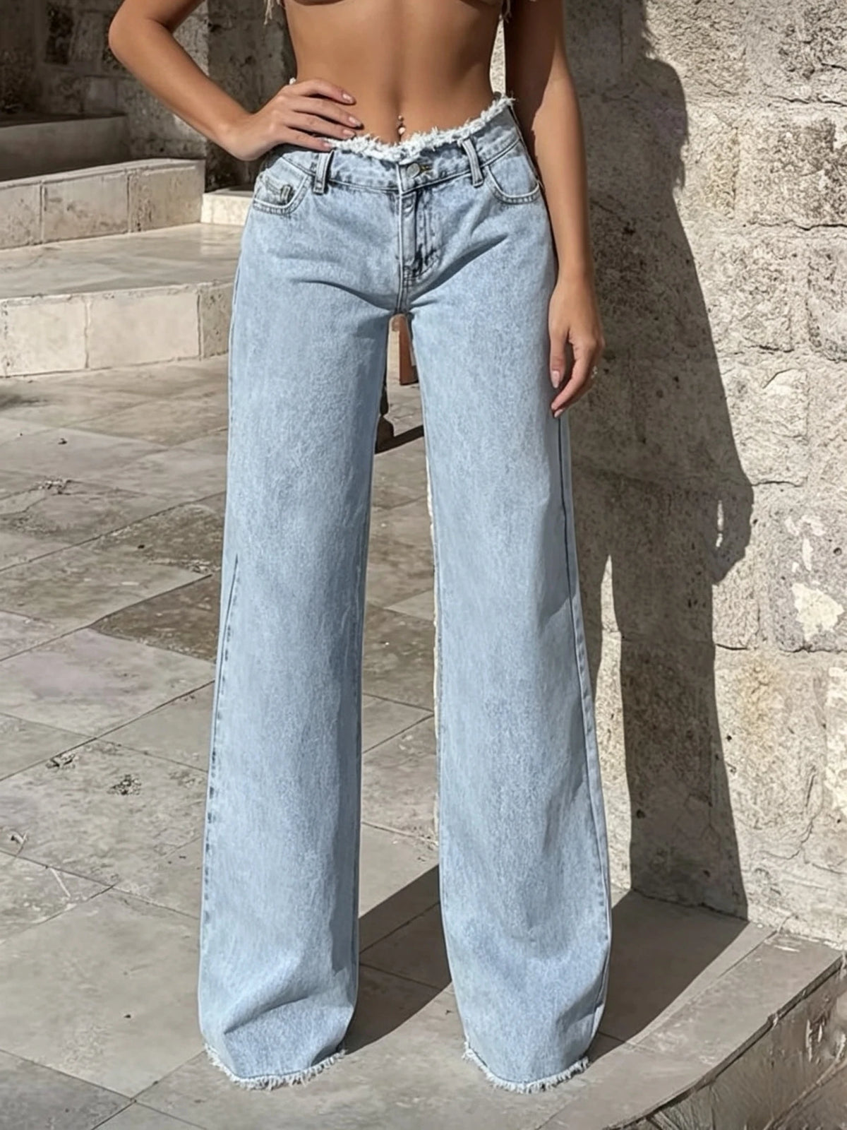 Light Blue Raw-Hem Straight-Leg Jeans for Women, High-Waisted Relaxed-Fit Full-Length Trousers with Raw Hem