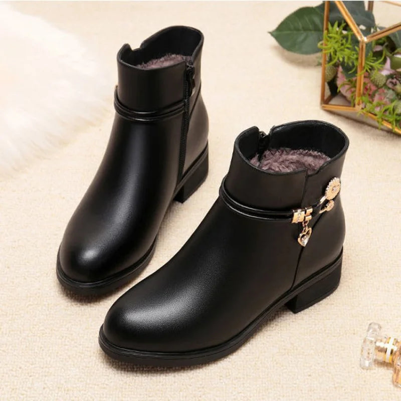 2025 Winter Soft Leather Furry Short Boots for Women - Chunky Heel Warm Cotton Shoes, Flat Black Leather Mom Shoes