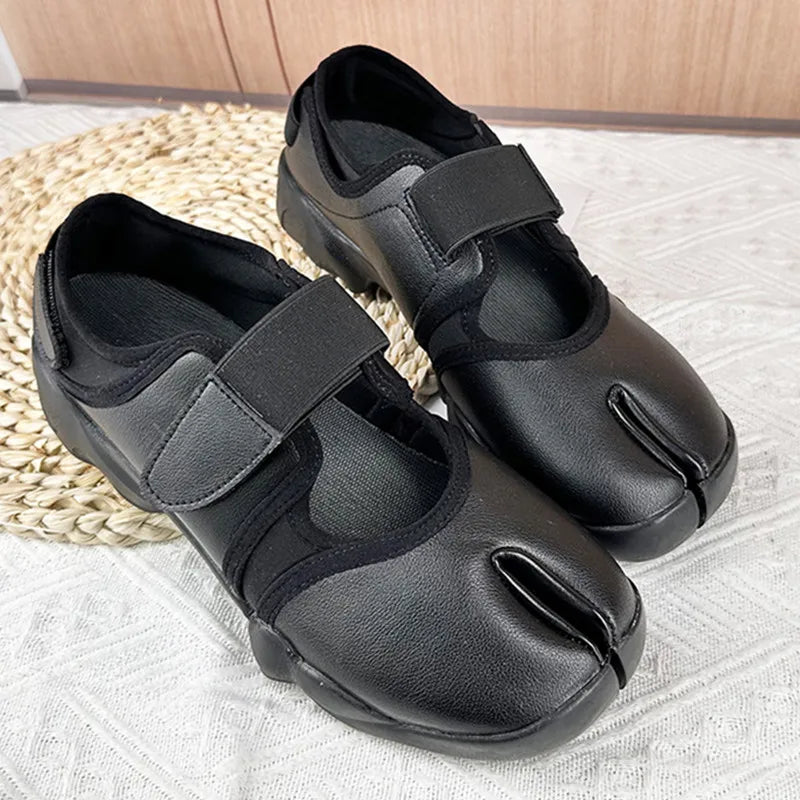 2026 Tabi Shoes for Woman's Pointed Toe Thick Bottom Mixed Colors Hook Loop Sneakers Autumn Ladies Comfortable Soft Casual Shoes